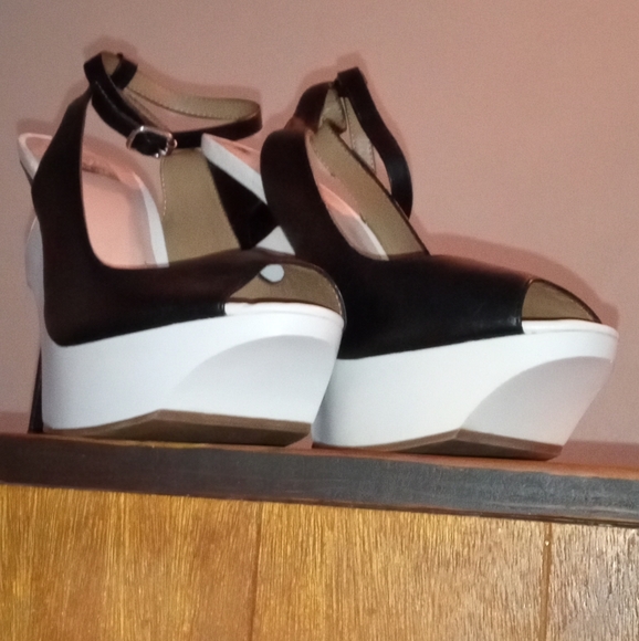 DOLCE VITA DV8 SLING BACKS - Picture 13 of 16